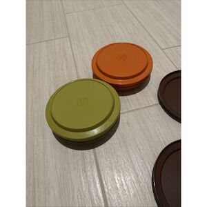 Lot of 2 Vintage Tupperware Seal n Serve Set,  Harvest  Colors,  And 5 Plates